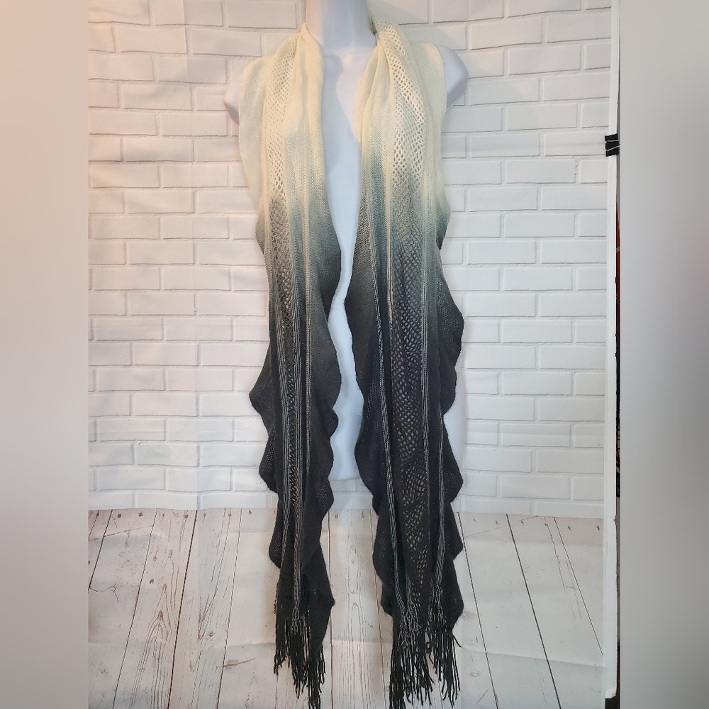 Black and White Ombre Knit Scarf